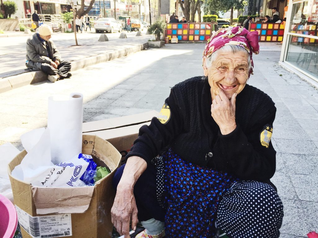 80 Yaşındaki Bir Çiçekçinin Hikayesi